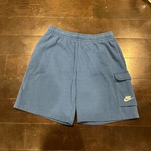 BLUE FABRIC NIKE CARGO SHORTS